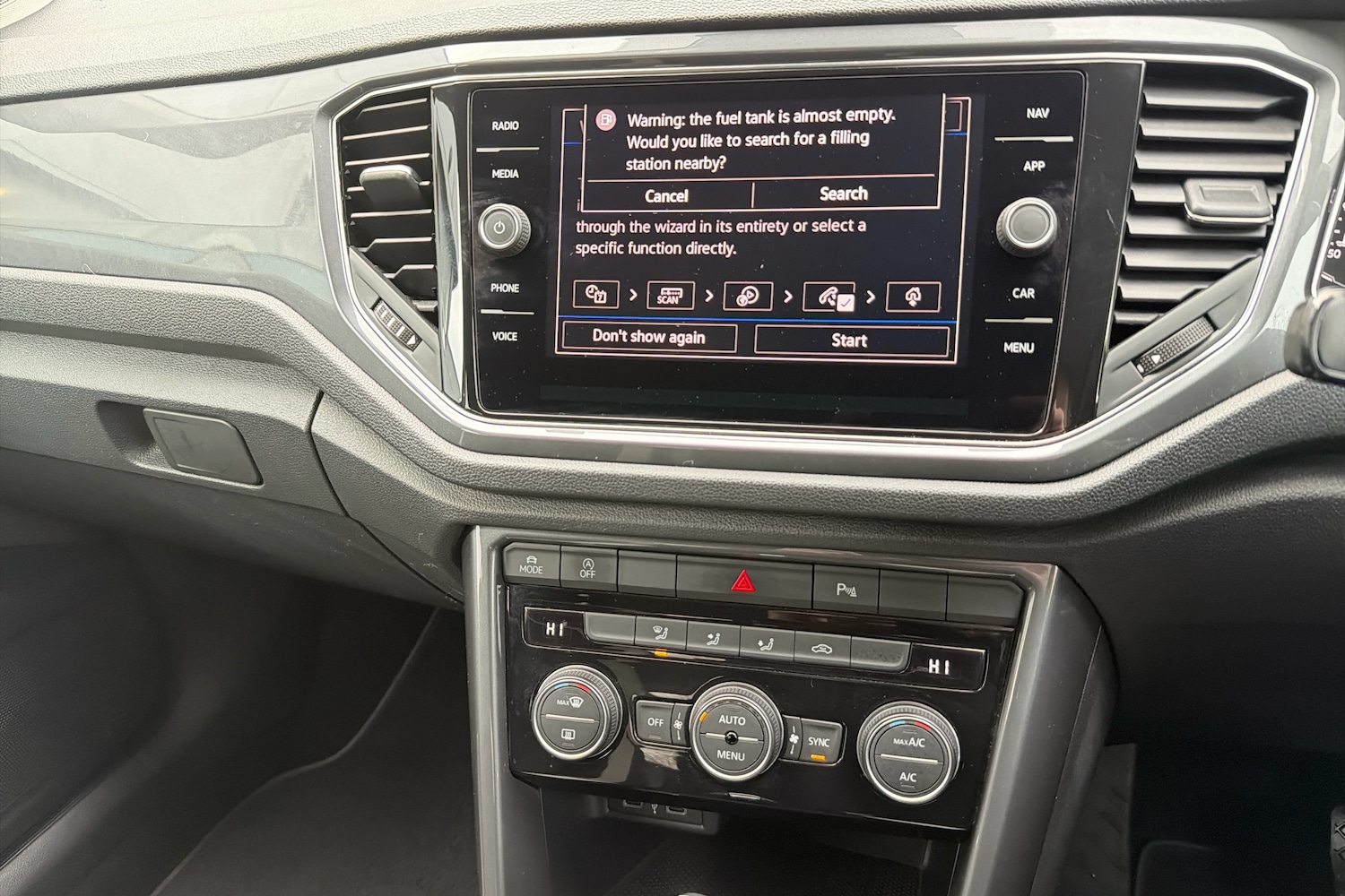 Used Volkswagen T-Roc 2021 for sale - 77855287: Photo 9