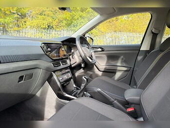 Used Volkswagen T-Cross 2023 for sale - 77244566: Photo