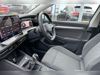 Used Volkswagen Golf 2024 for sale - 78320810: Photo