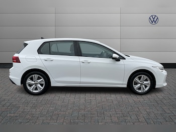 Used Volkswagen Golf 2024 for sale - 78320810: Photo