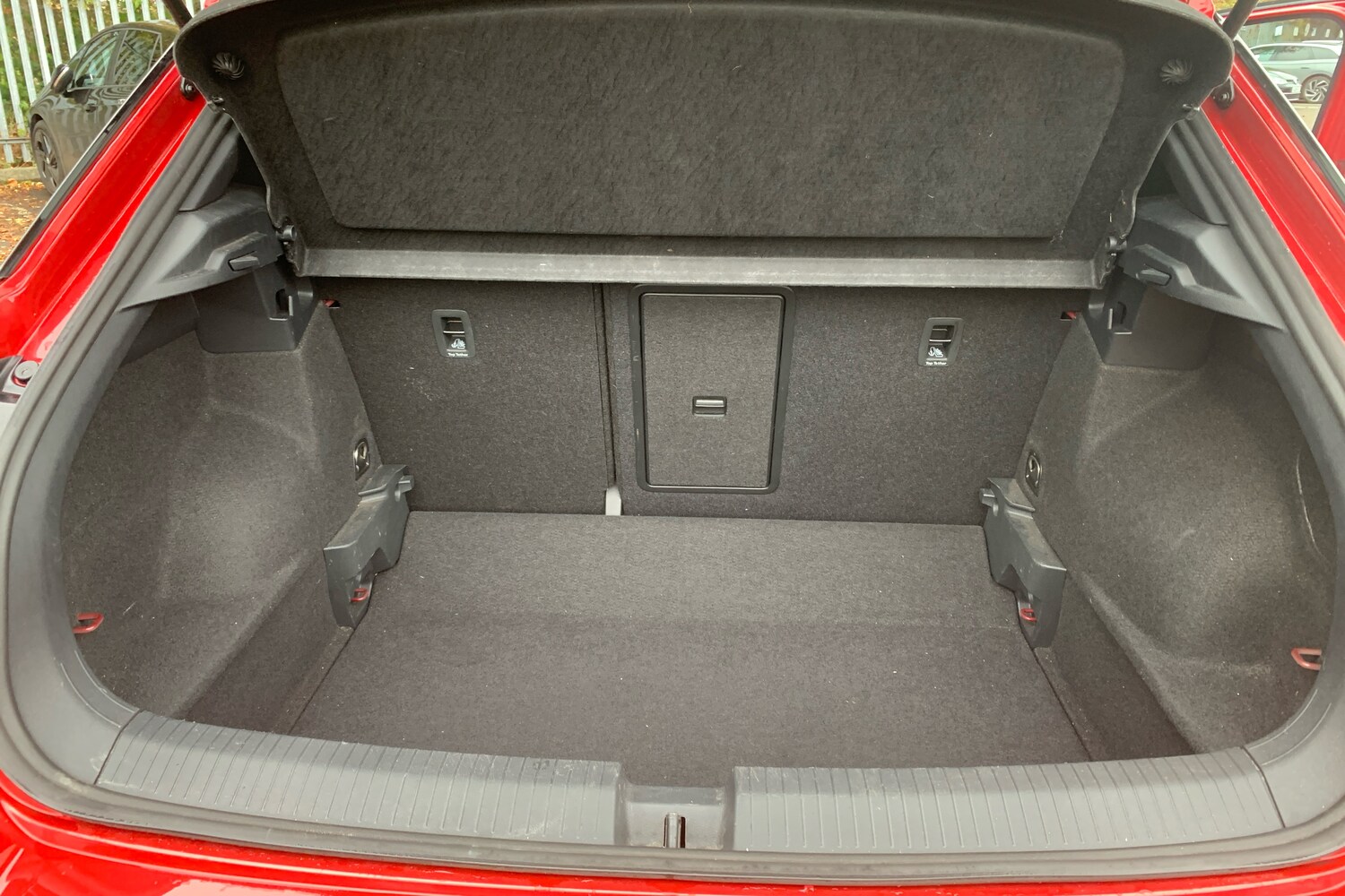 Used Volkswagen T-Roc 2022 for sale - 76674860: Photo 12