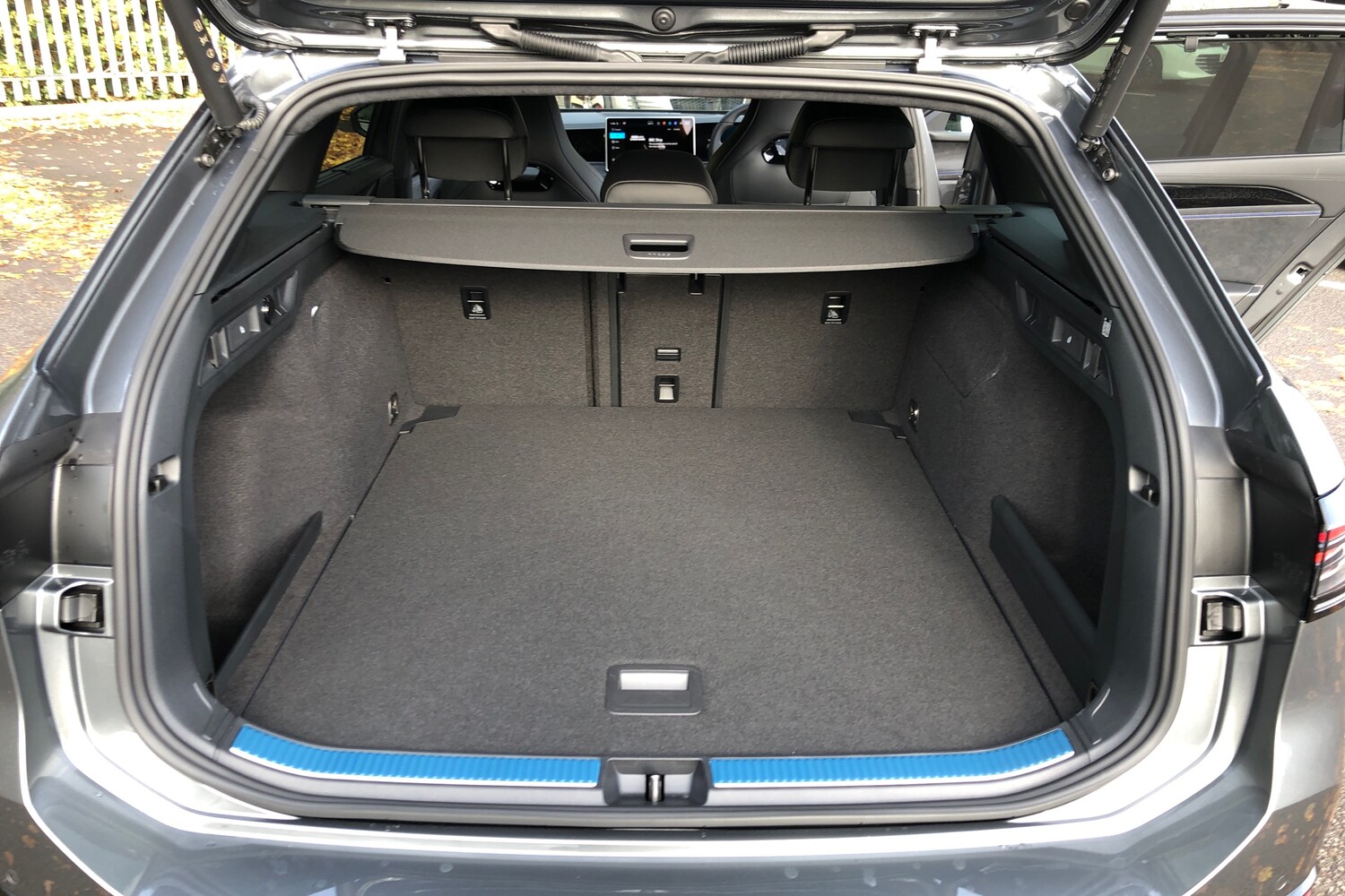 Used Volkswagen Passat 2025 for sale - 76678660: Photo 12