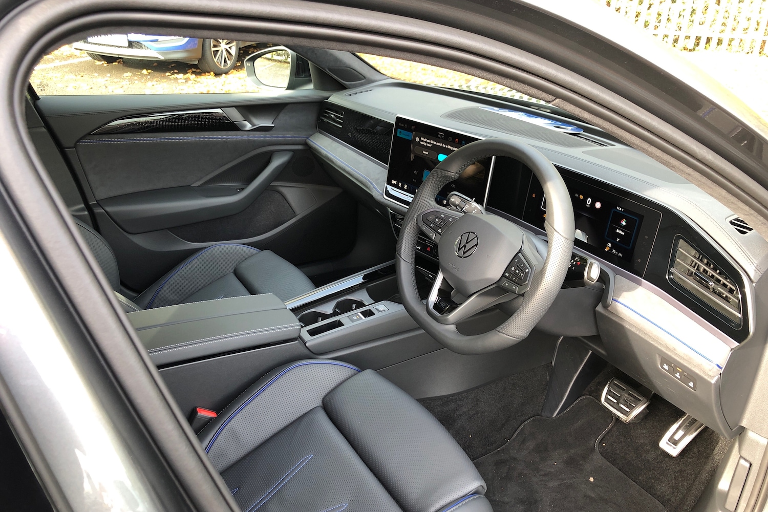 Used Volkswagen Passat 2025 for sale - 76678660: Photo 6