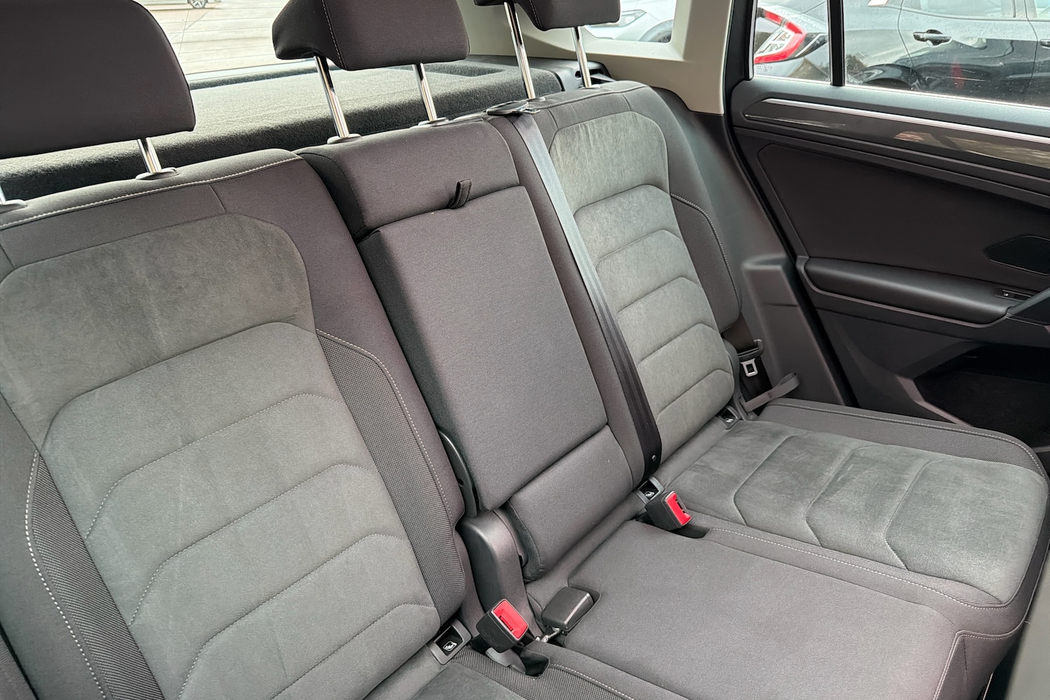 Used Volkswagen Tiguan 2019 for sale - 76673896: Photo 11