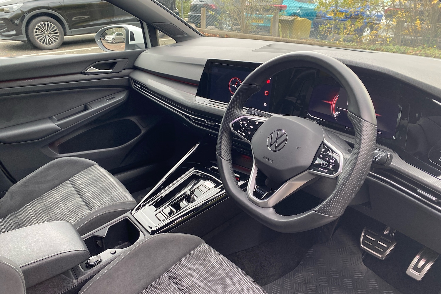 Used Volkswagen Golf 2024 for sale - 76677523: Photo 6