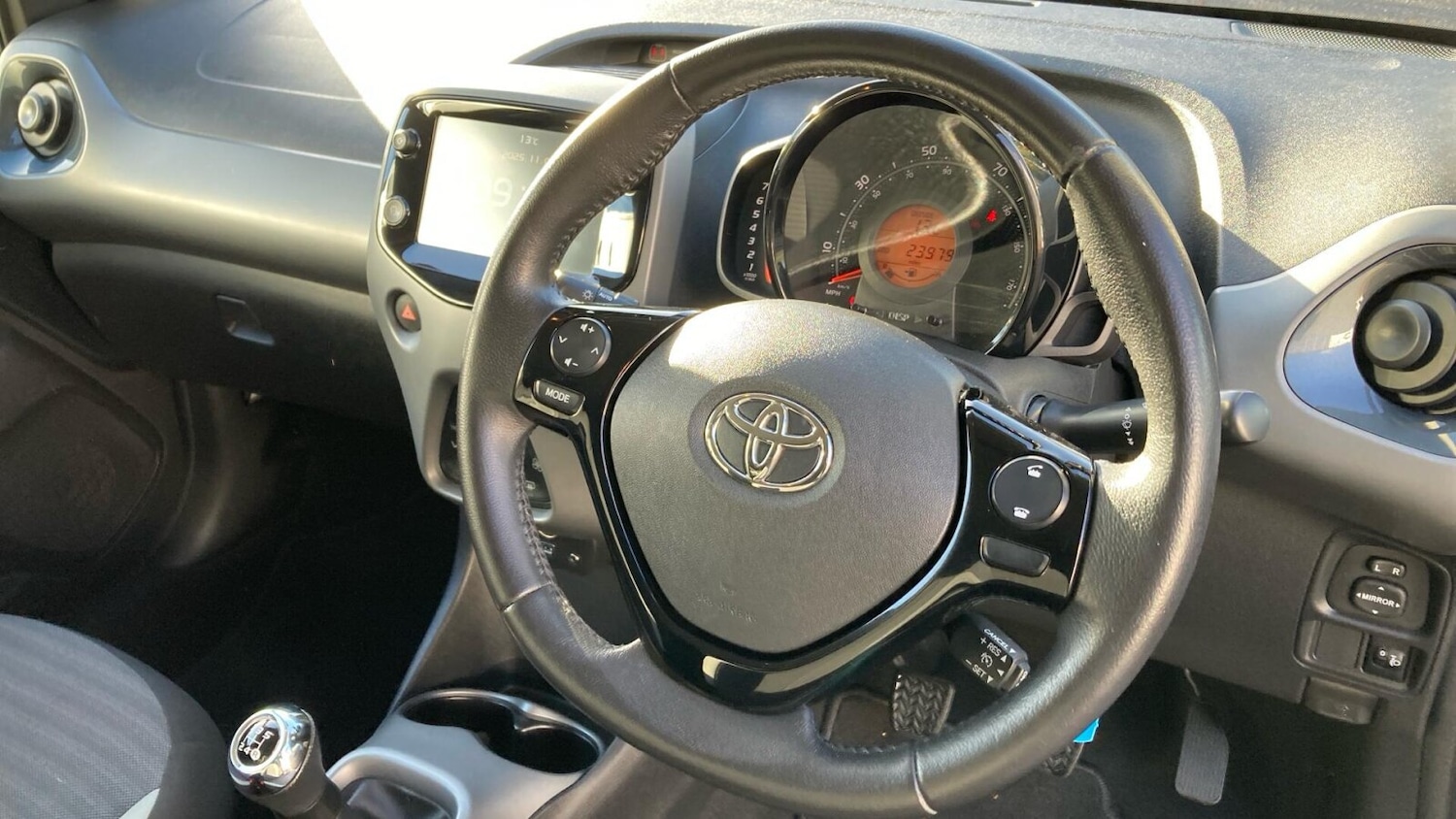 Used Toyota AYGO 2020 for sale - 76680884: Photo 6