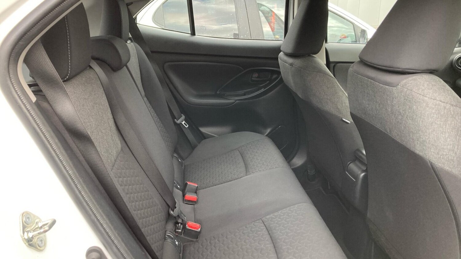 Used Toyota Yaris Cross 2023 for sale - 76676660: Photo 12