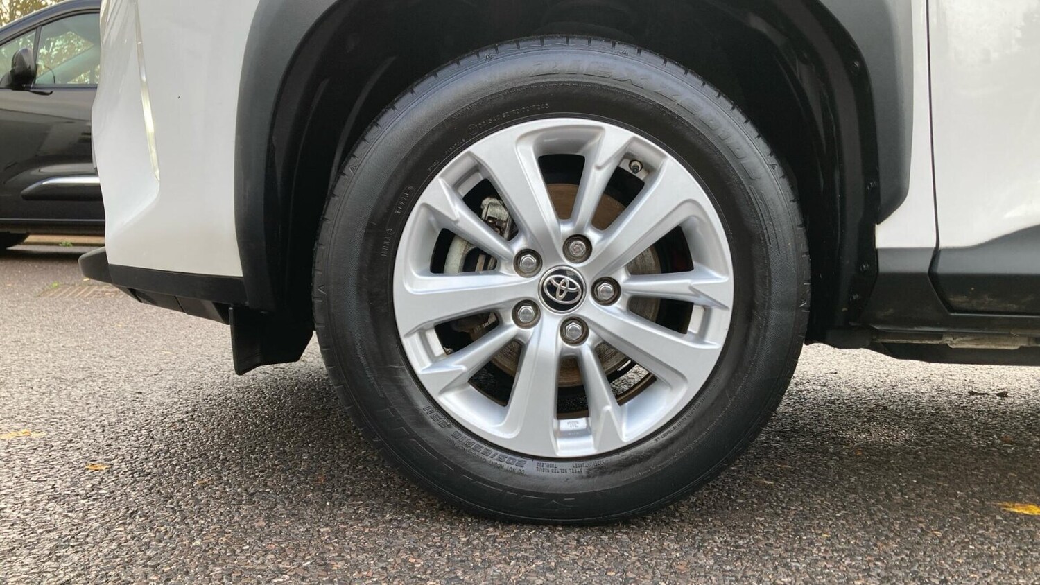 Used Toyota Yaris Cross 2023 for sale - 76676660: Photo 18