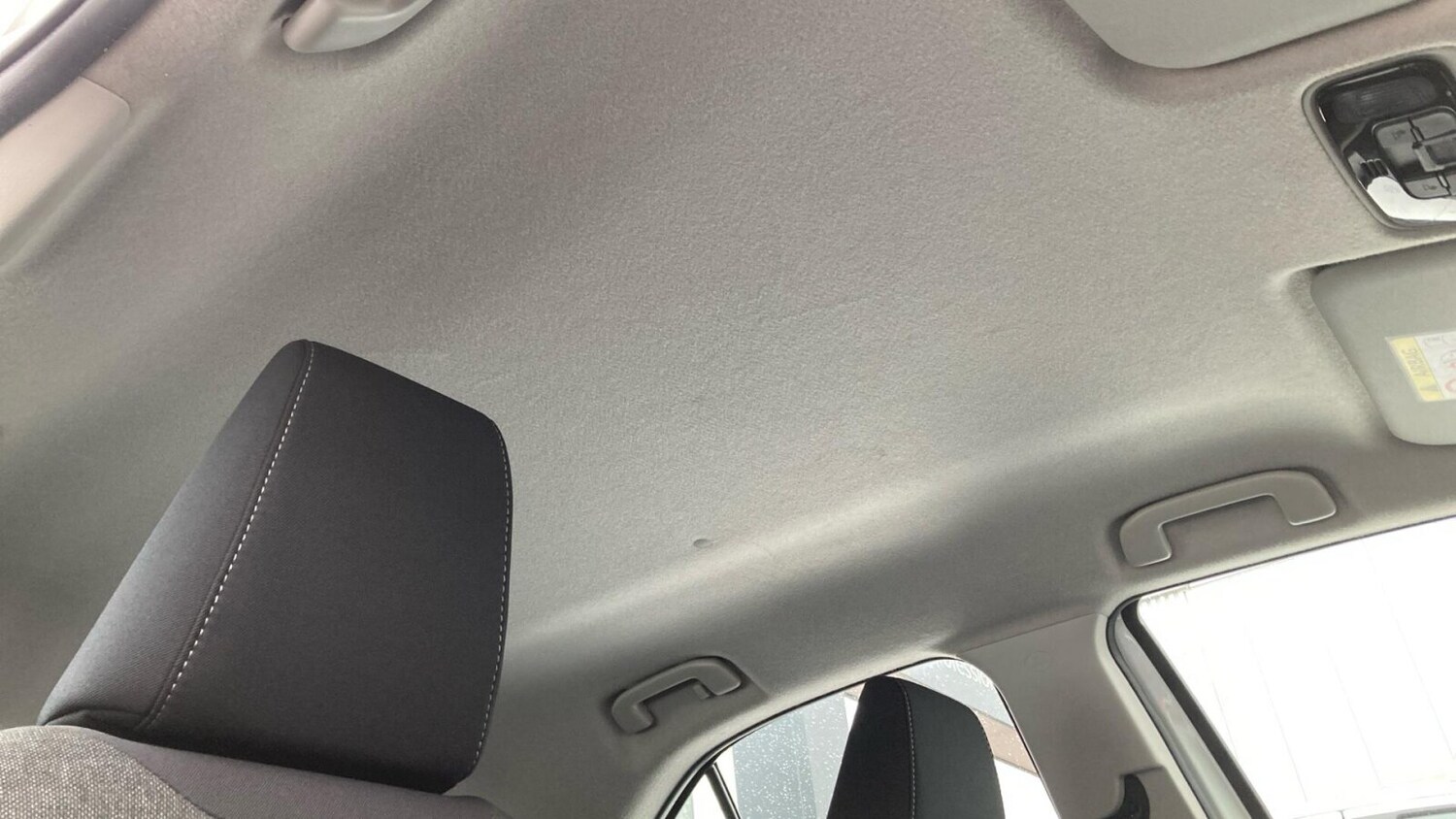 Used Toyota Yaris Cross 2023 for sale - 76676660: Photo 20