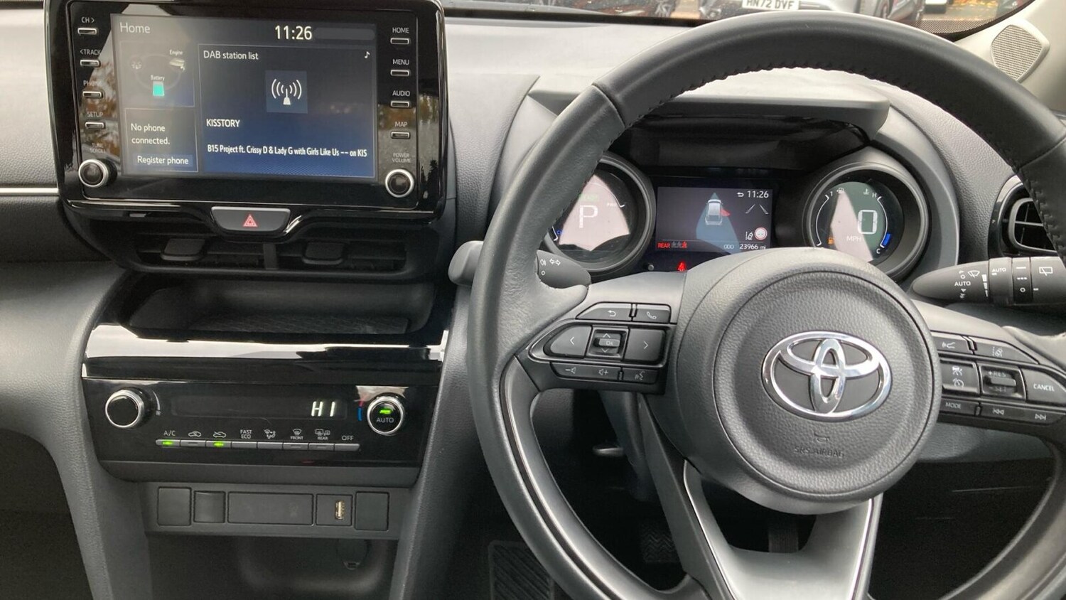 Used Toyota Yaris Cross 2023 for sale - 76676660: Photo 6