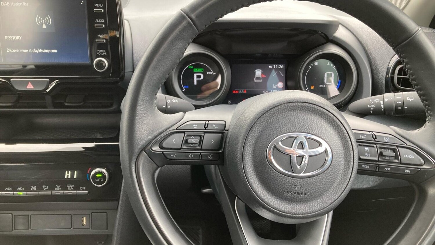 Used Toyota Yaris Cross 2023 for sale - 76676660: Photo 8
