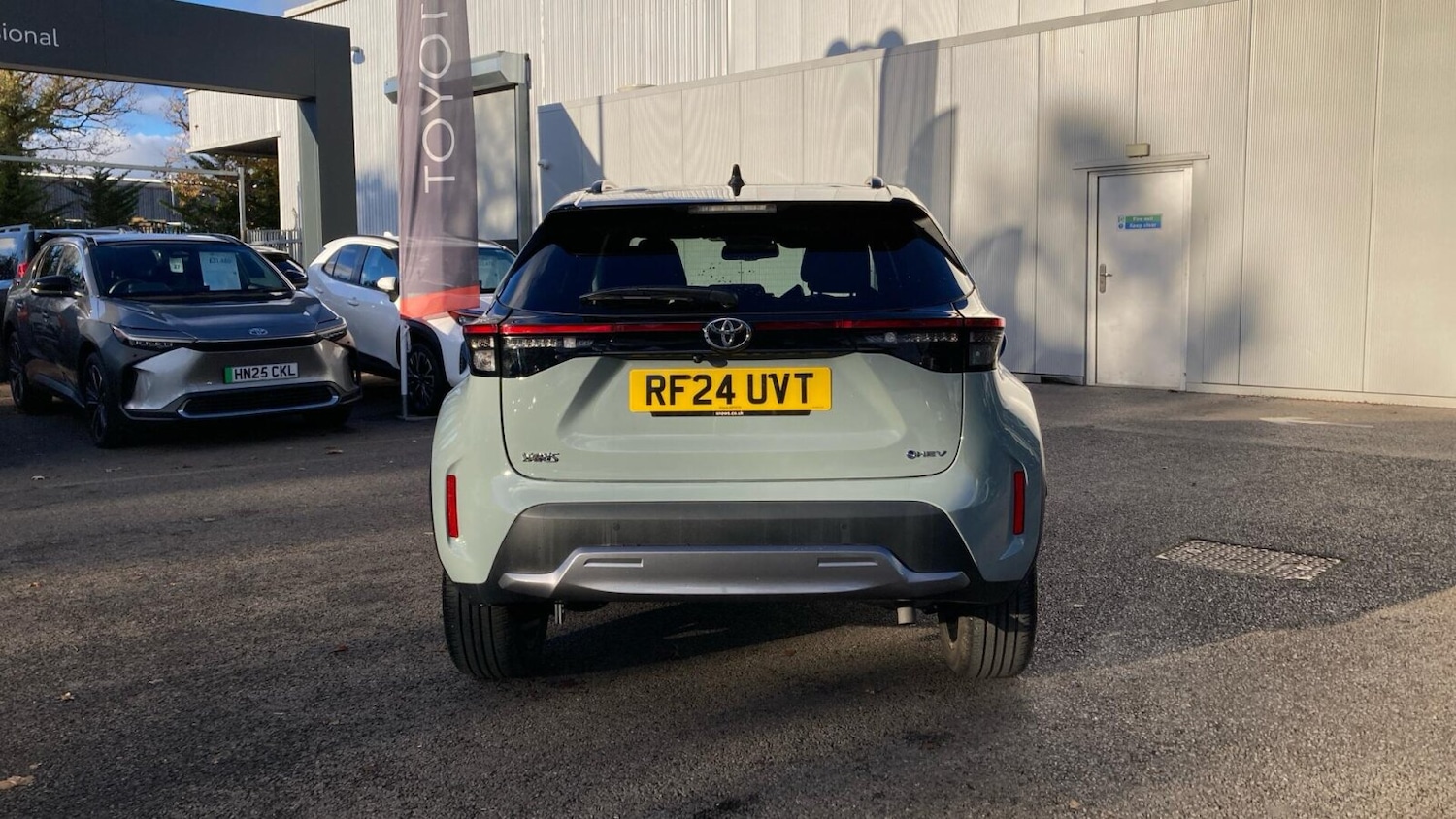 Used Toyota Yaris Cross 2024 for sale - 76803662: Photo 19