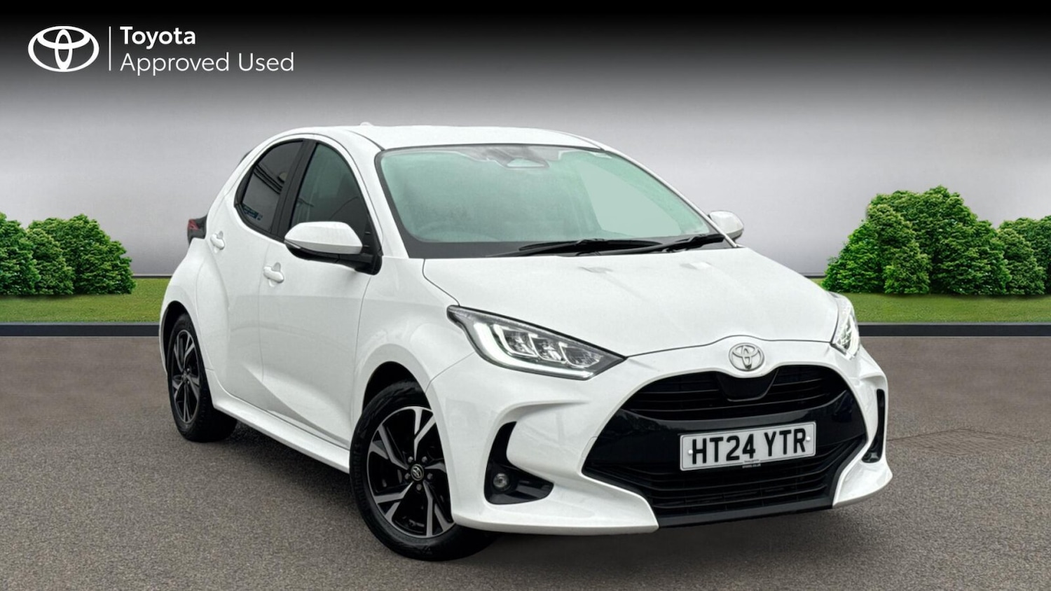 Used Toyota Yaris 2024 for sale - 76678401: Photo 1