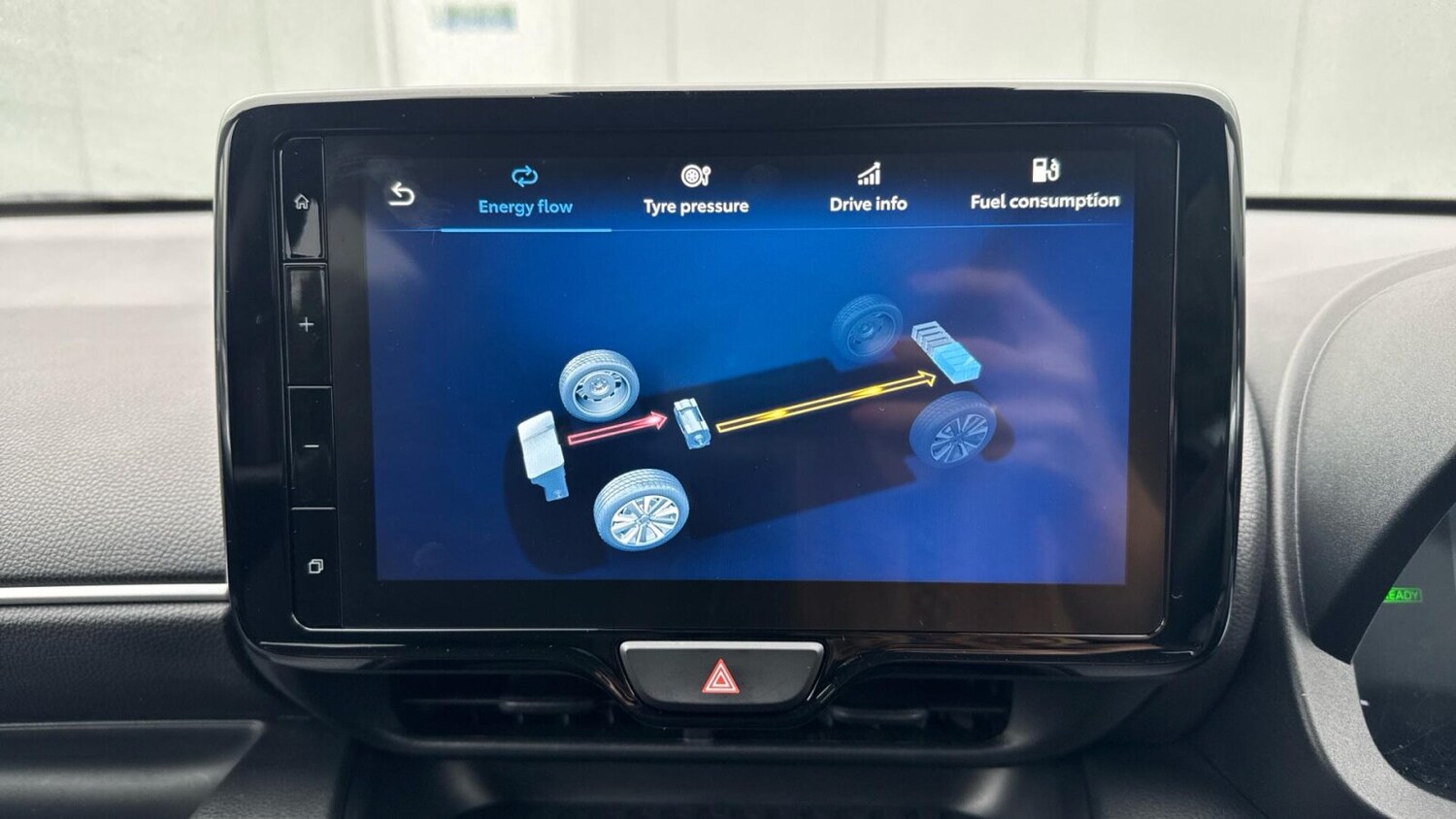 Used Toyota Yaris 2024 for sale - 76678401: Photo 21