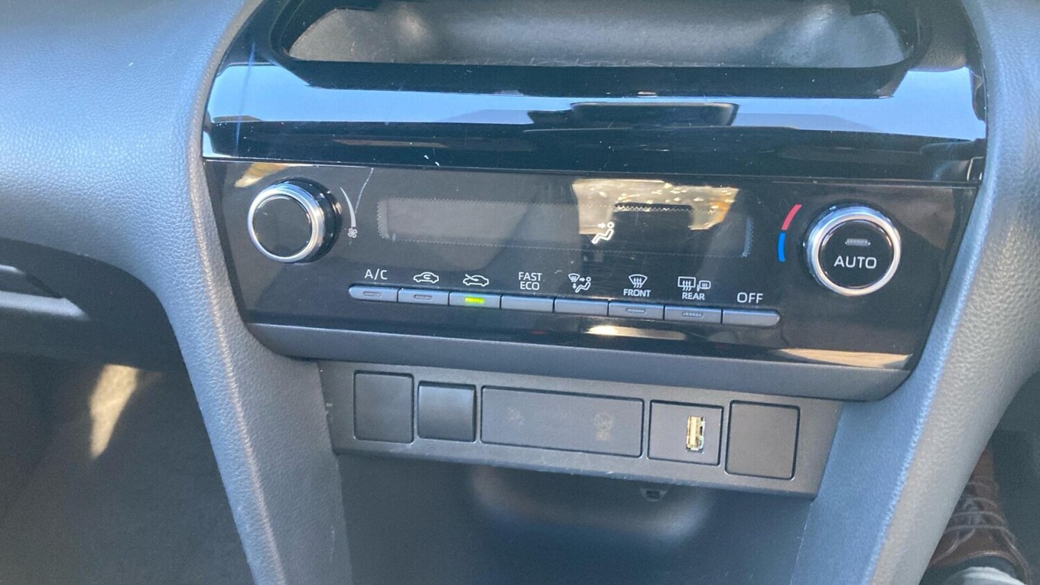 Used Toyota Yaris Cross 2023 for sale - 76675584: Photo 21