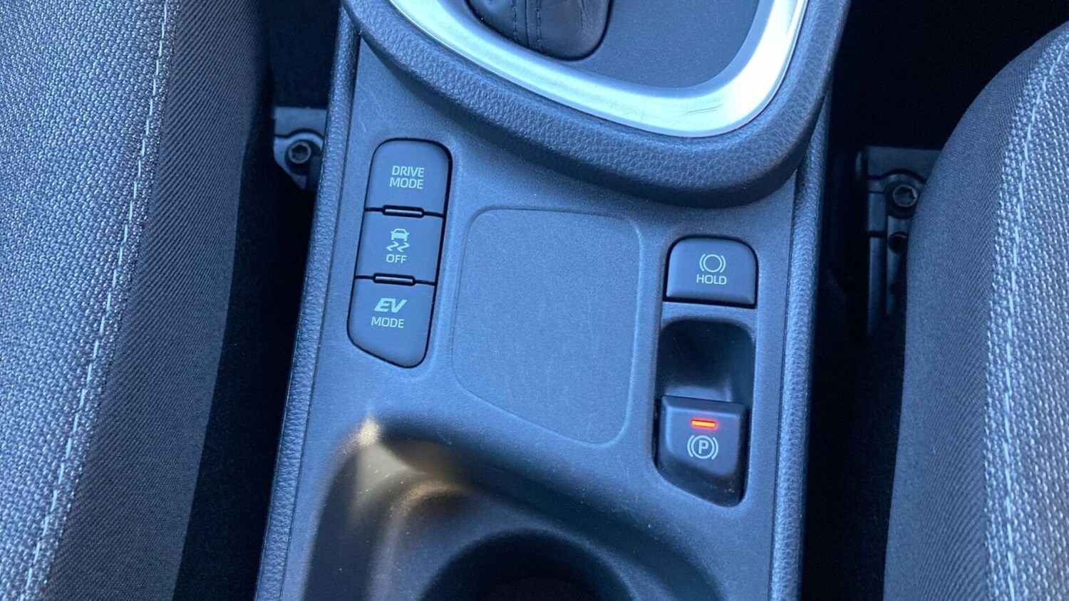 Used Toyota Yaris Cross 2023 for sale - 76675584: Photo 23