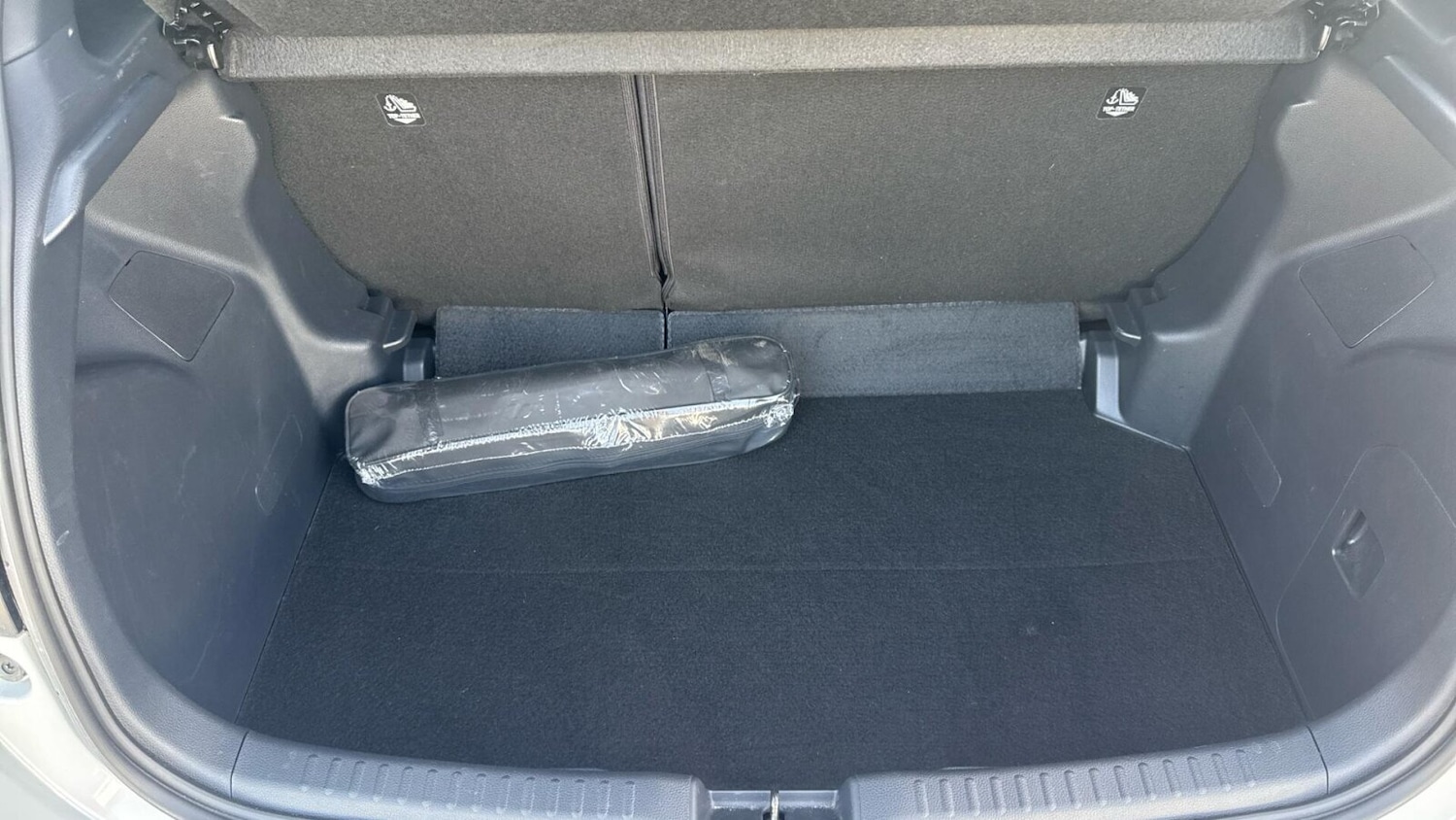 Used Toyota Yaris 2023 for sale - 78183393: Photo 14