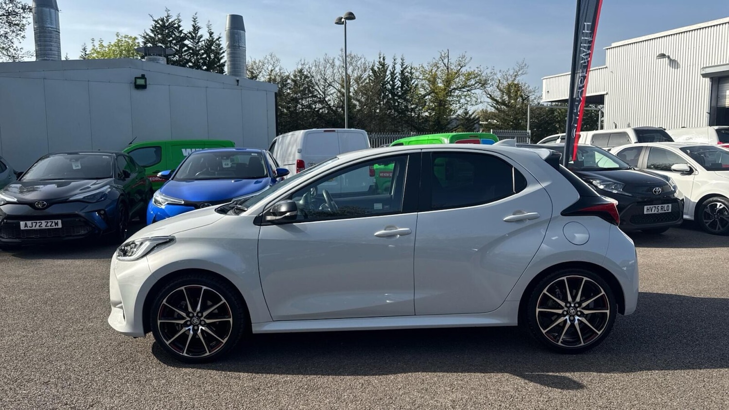 Used Toyota Yaris 2023 for sale - 78183393: Photo 25