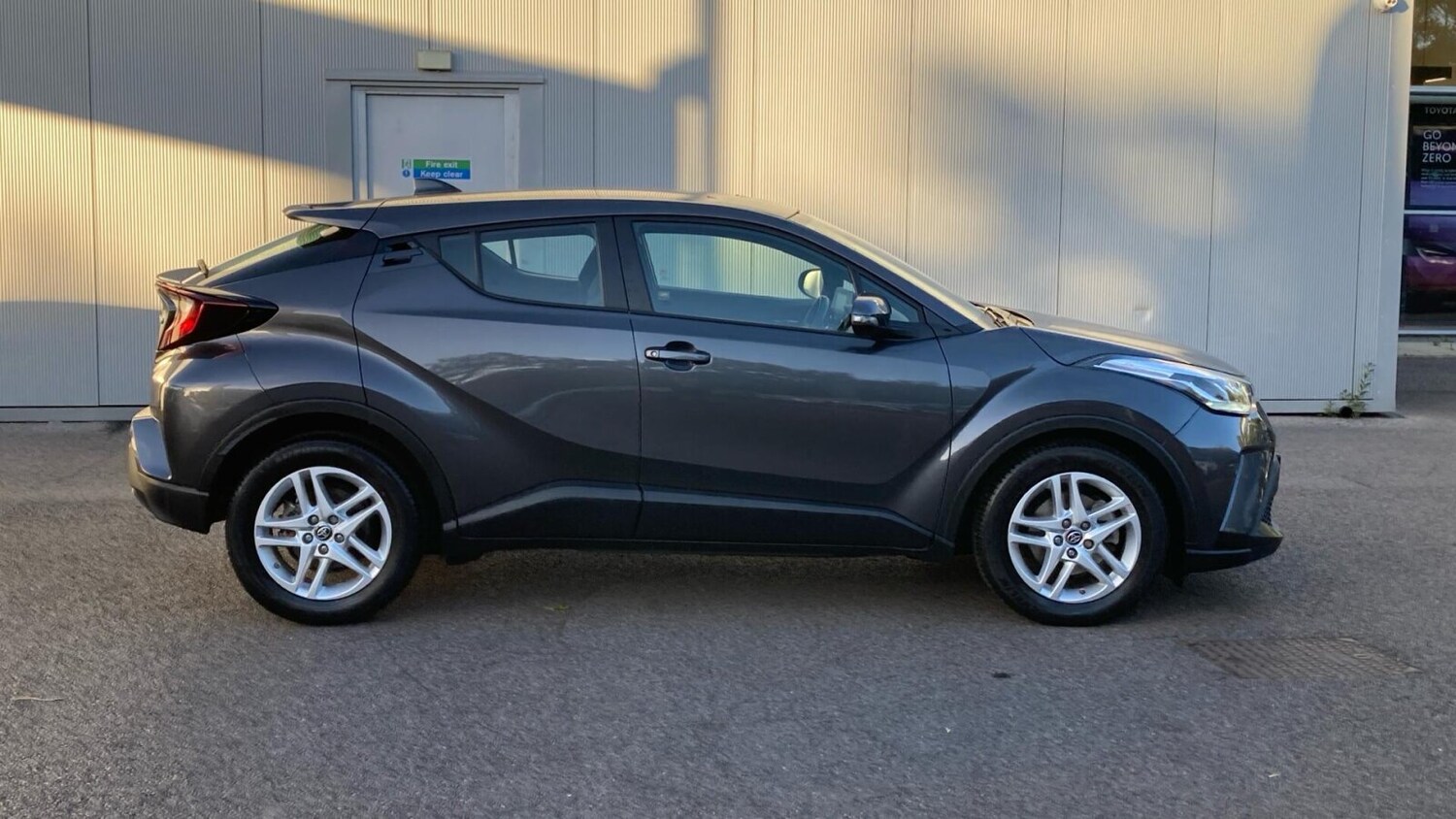 Used Toyota C-HR 2022 for sale - 76674785: Photo 16