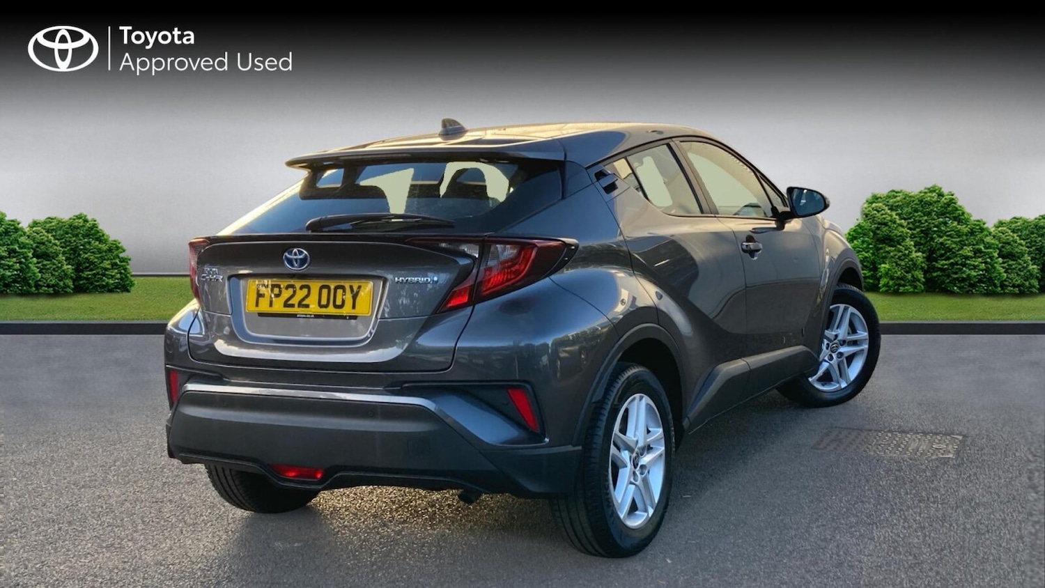 Used Toyota C-HR 2022 for sale - 76674785: Photo 2