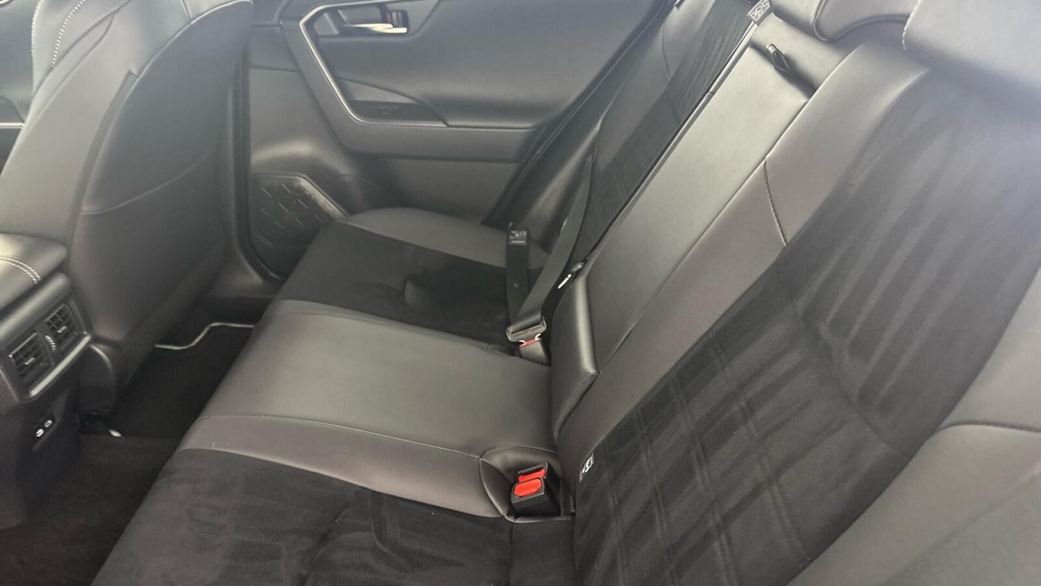 Used Toyota RAV4 2024 for sale - 77372731: Photo 13