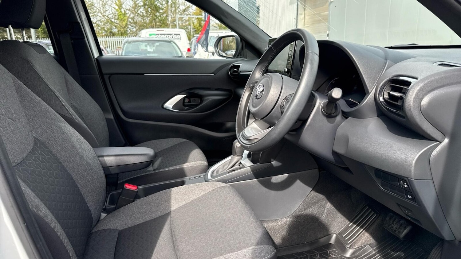 Used Toyota Yaris Cross 2023 for sale - 78067984: Photo 11