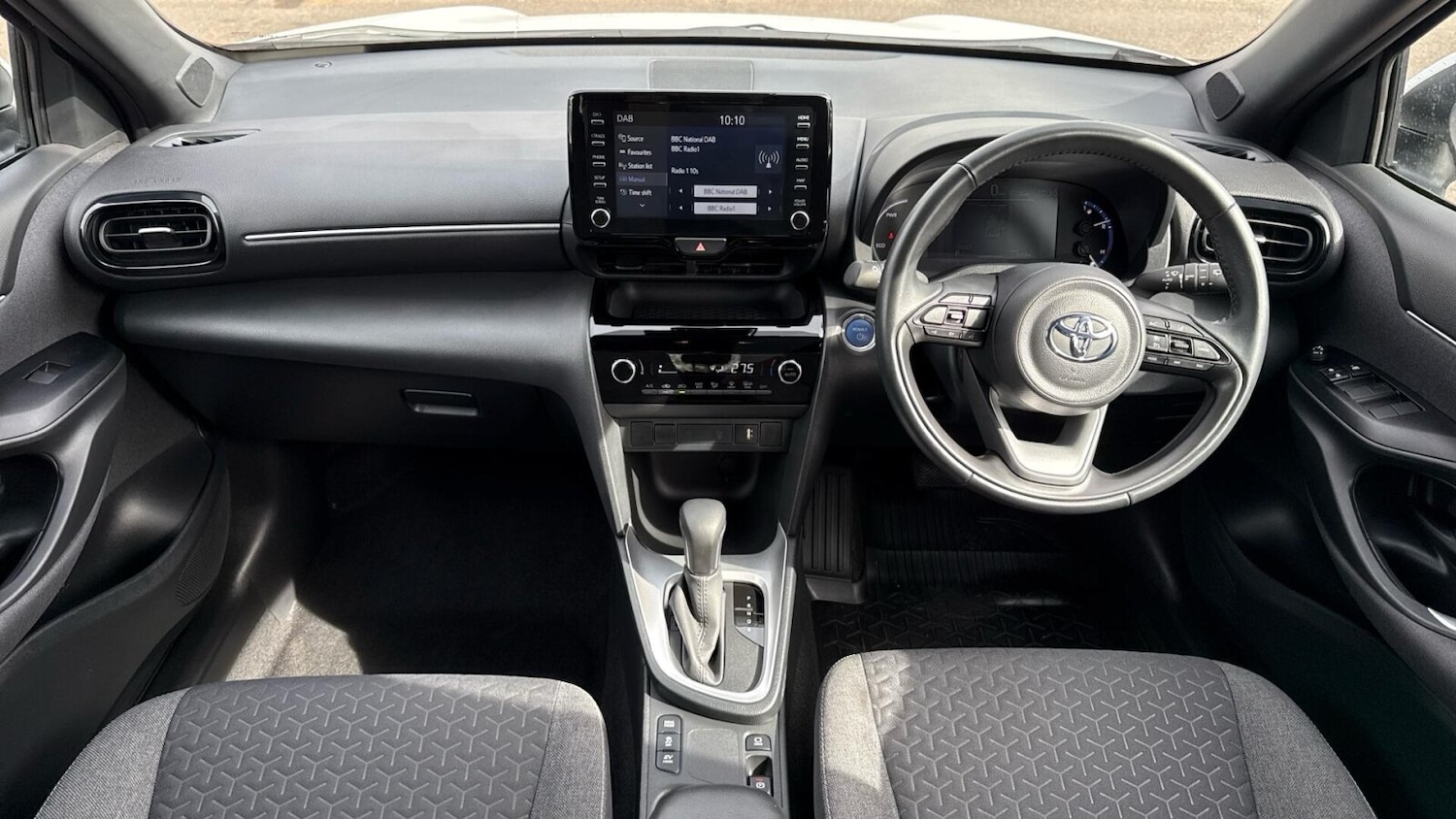 Used Toyota Yaris Cross 2023 for sale - 78067984: Photo 5