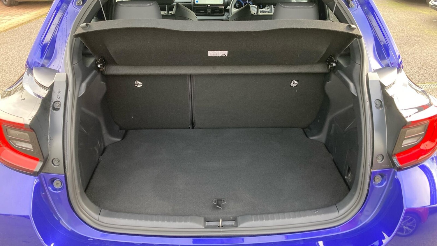 Used Toyota Yaris 2024 for sale - 77951429: Photo 14