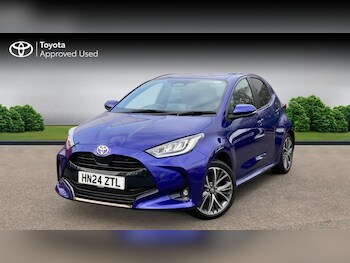 Used Toyota Yaris 2024 for sale - 77951429: Photo