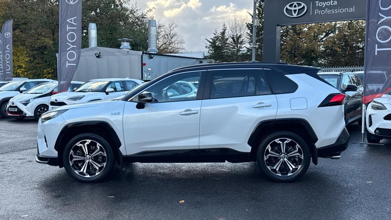 Used Toyota RAV4 2023 for sale - 76676272: Photo 17