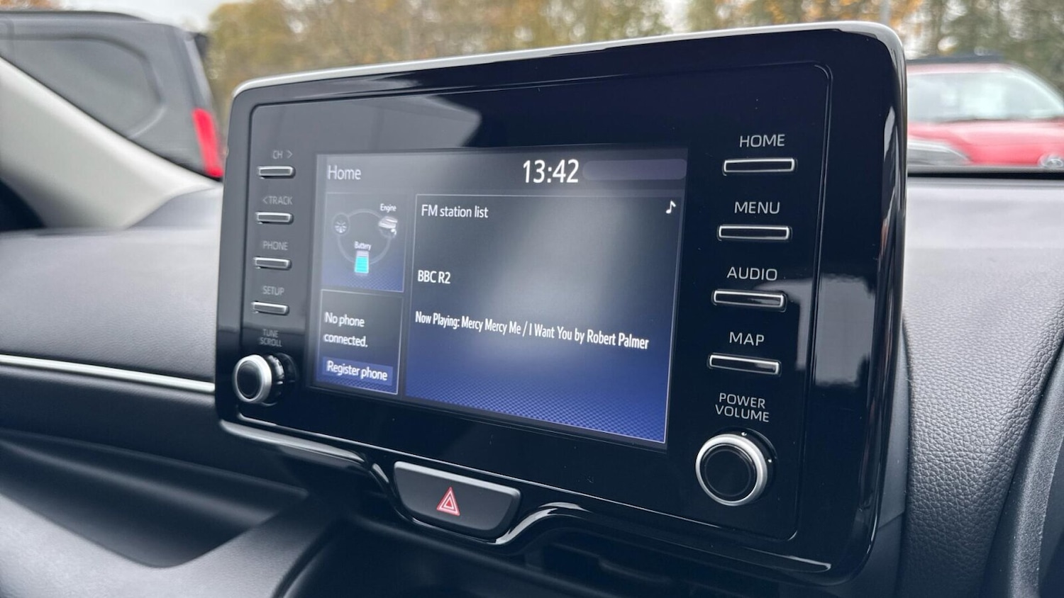 Used Toyota Yaris 2024 for sale - 76676700: Photo 7