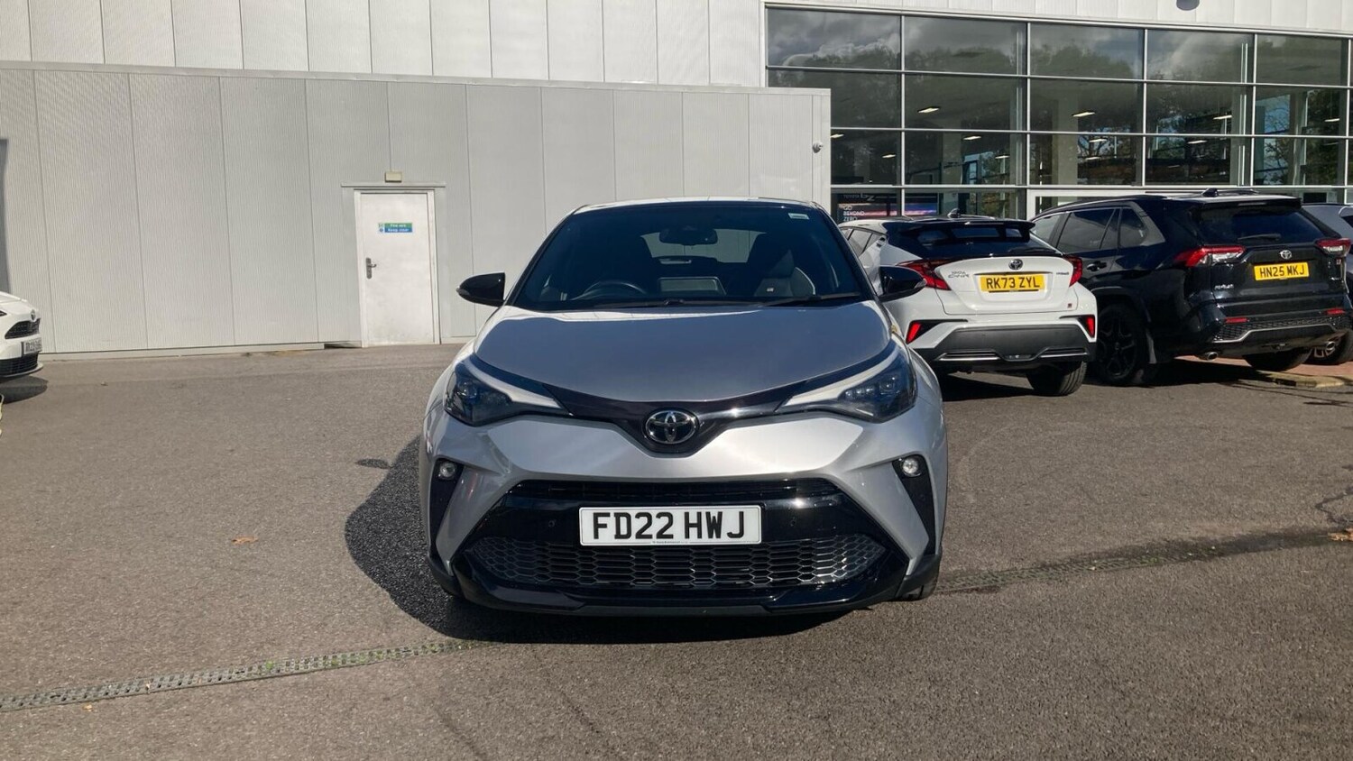 Used Toyota C-HR 2022 for sale - 76674705: Photo 15