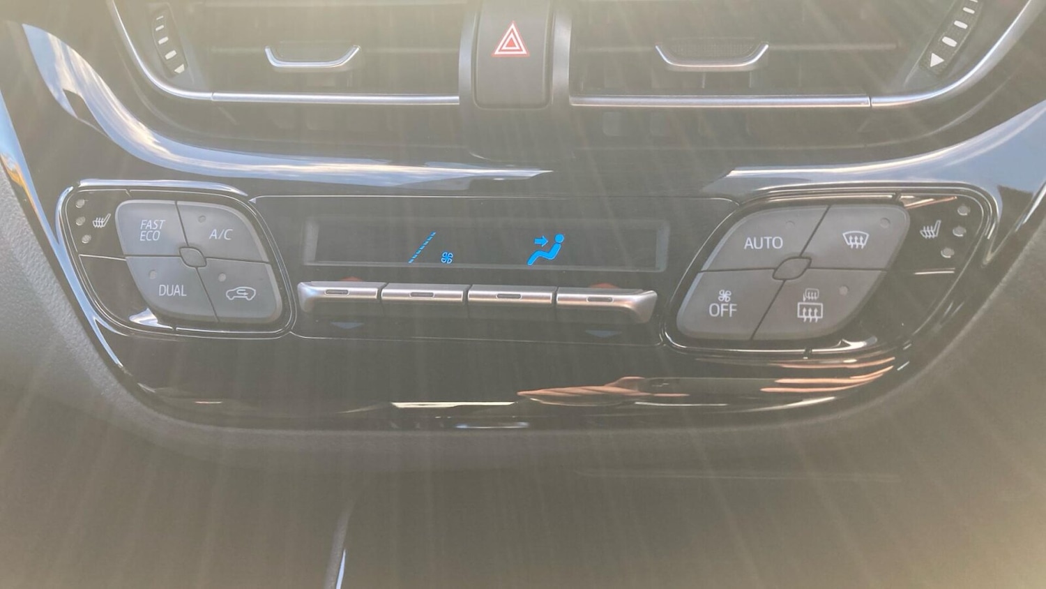 Used Toyota C-HR 2022 for sale - 76674705: Photo 23