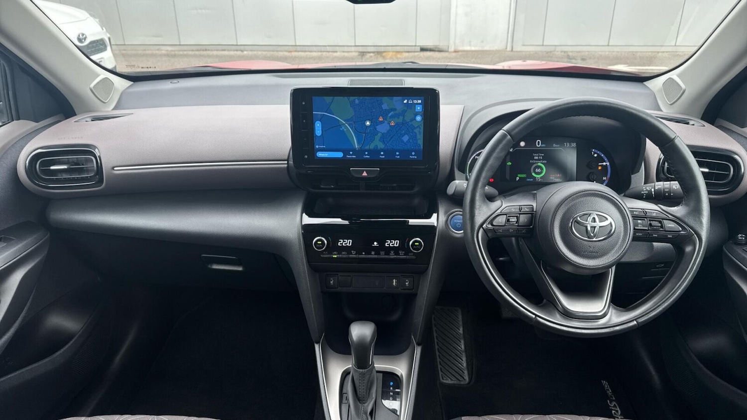 Used Toyota Yaris Cross 2023 for sale - 76675598: Photo 5