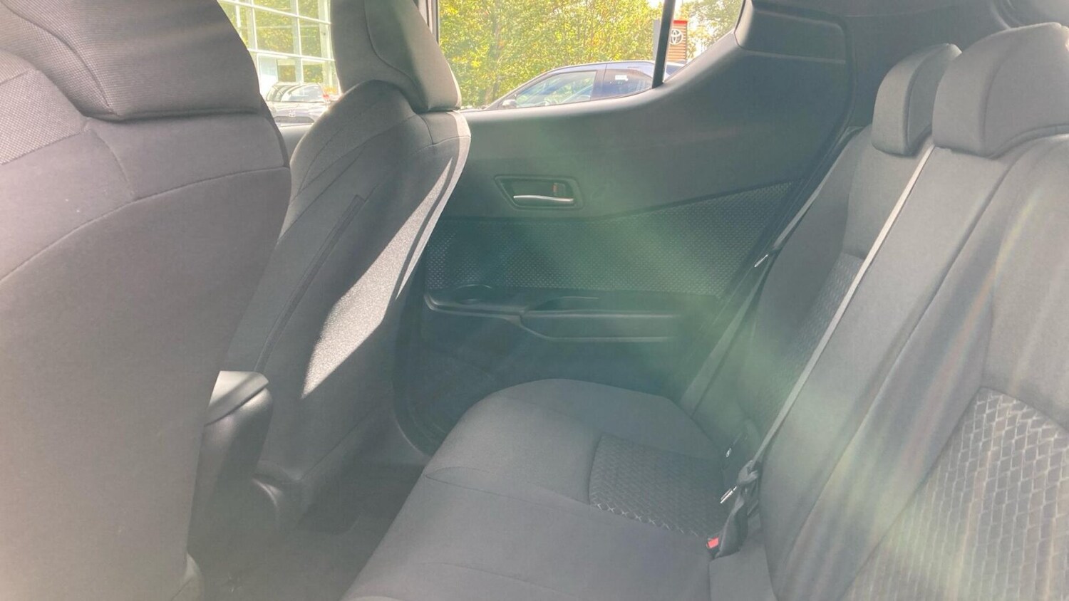 Used Toyota C-HR 2022 for sale - 76674885: Photo 13