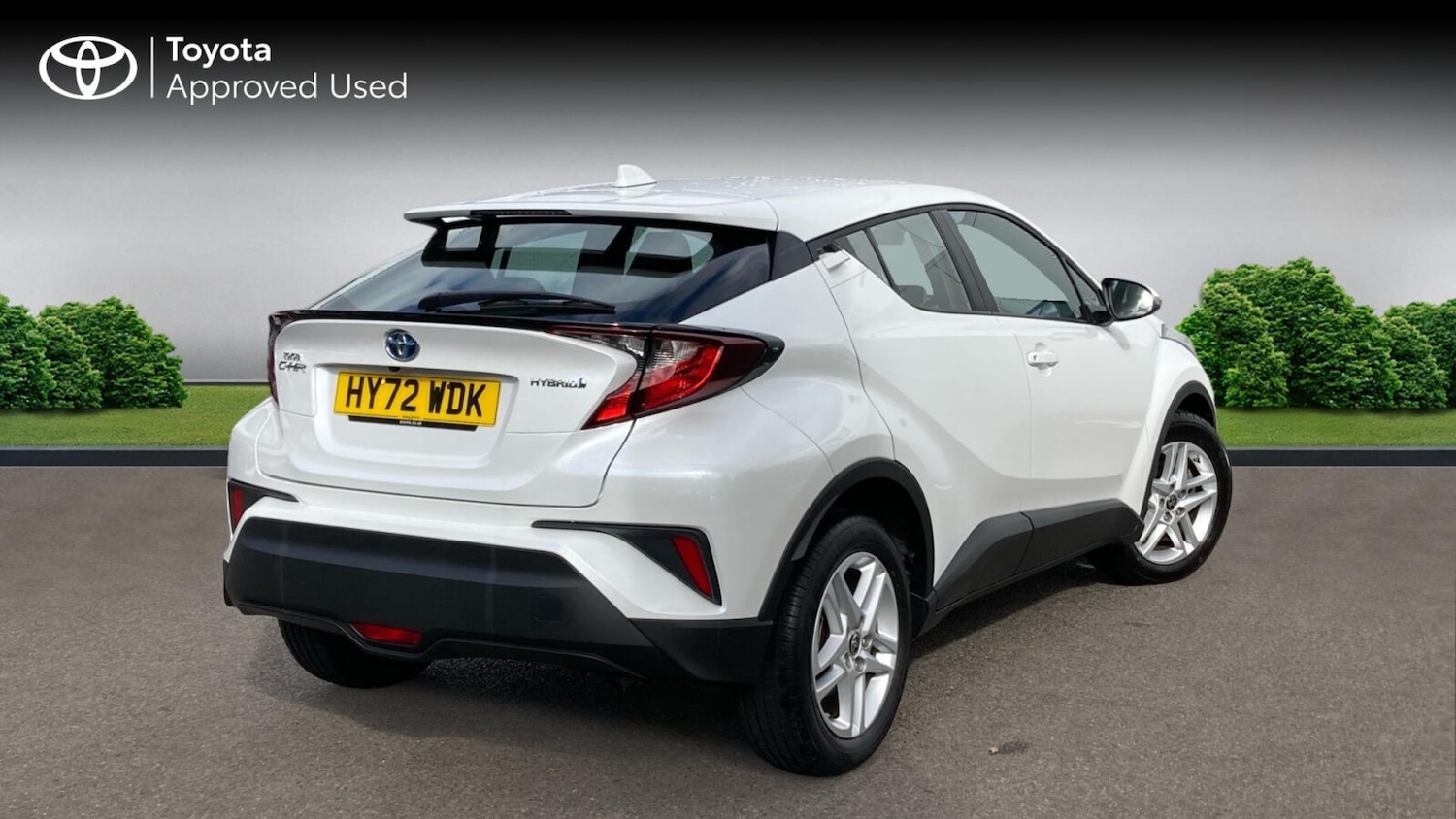 Used Toyota C-HR 2022 for sale - 76674885: Photo 2