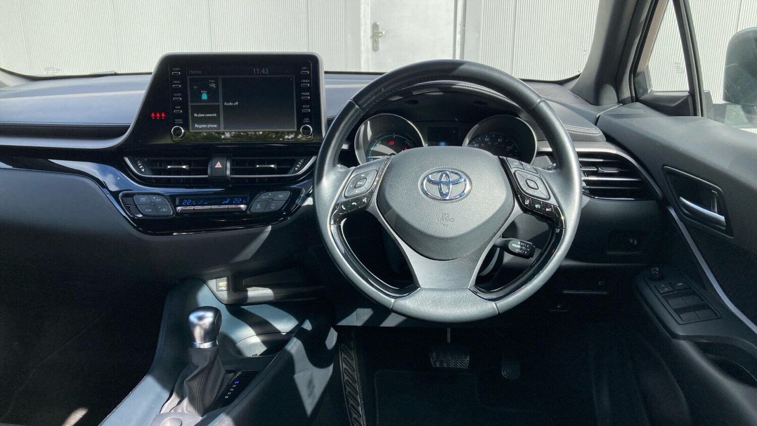 Used Toyota C-HR 2022 for sale - 76674885: Photo 6