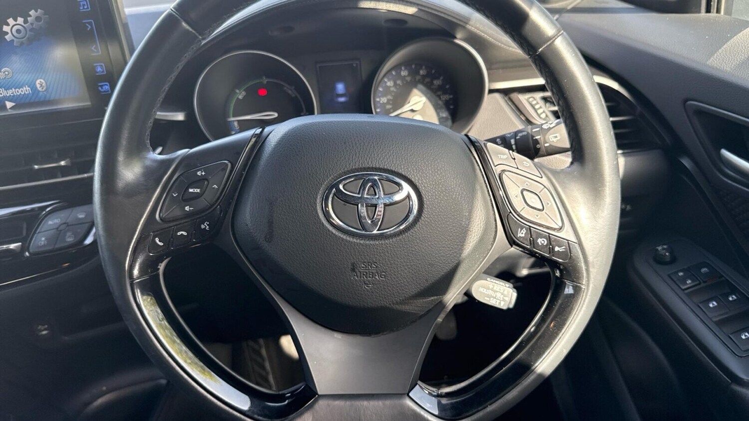 Used Toyota C-HR 2018 for sale - 78183407: Photo 11