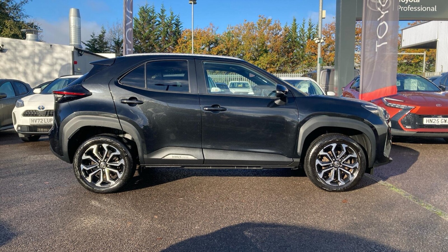 Used Toyota Yaris Cross 2022 for sale - 76675177: Photo 16