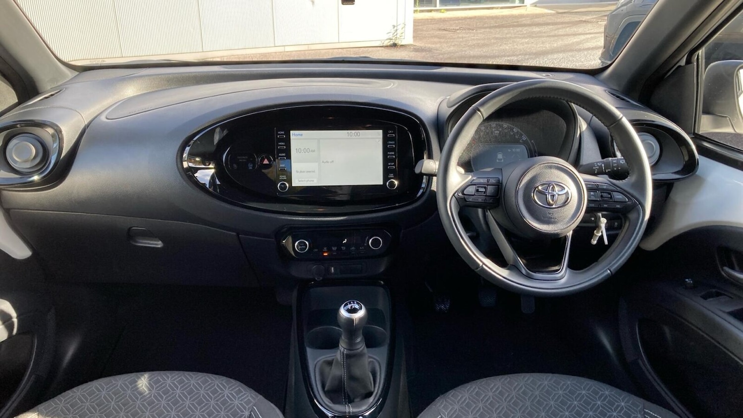 Used Toyota Aygo X 2023 for sale - 76676039: Photo 5