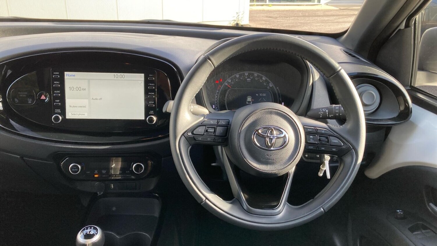 Used Toyota Aygo X 2023 for sale - 76676039: Photo 6