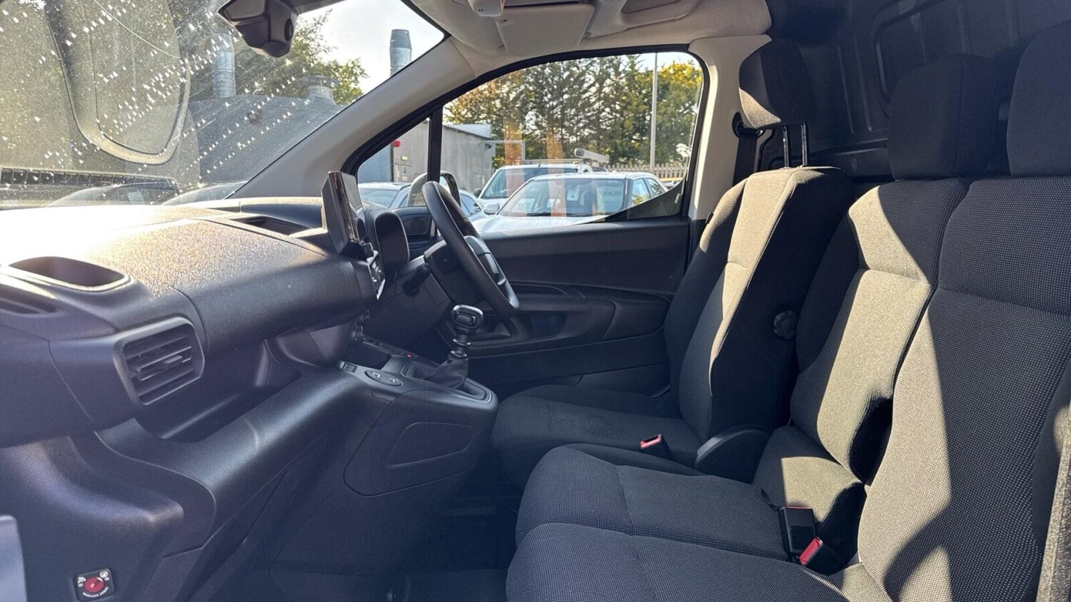 Used Toyota ProAce 2024 for sale - 76677642: Photo 10