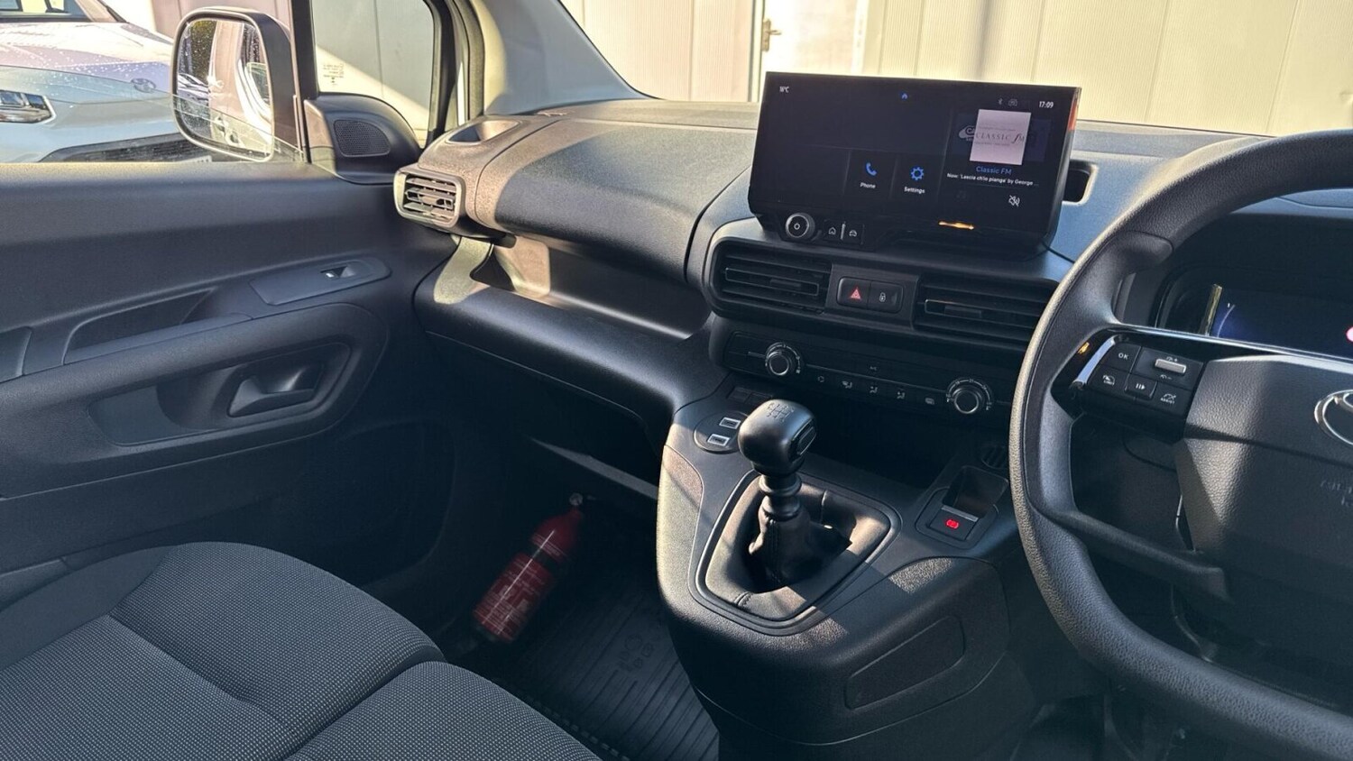 Used Toyota ProAce 2024 for sale - 76677642: Photo 5