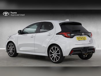 Used Toyota Yaris 2024 for sale - 78304741: Photo