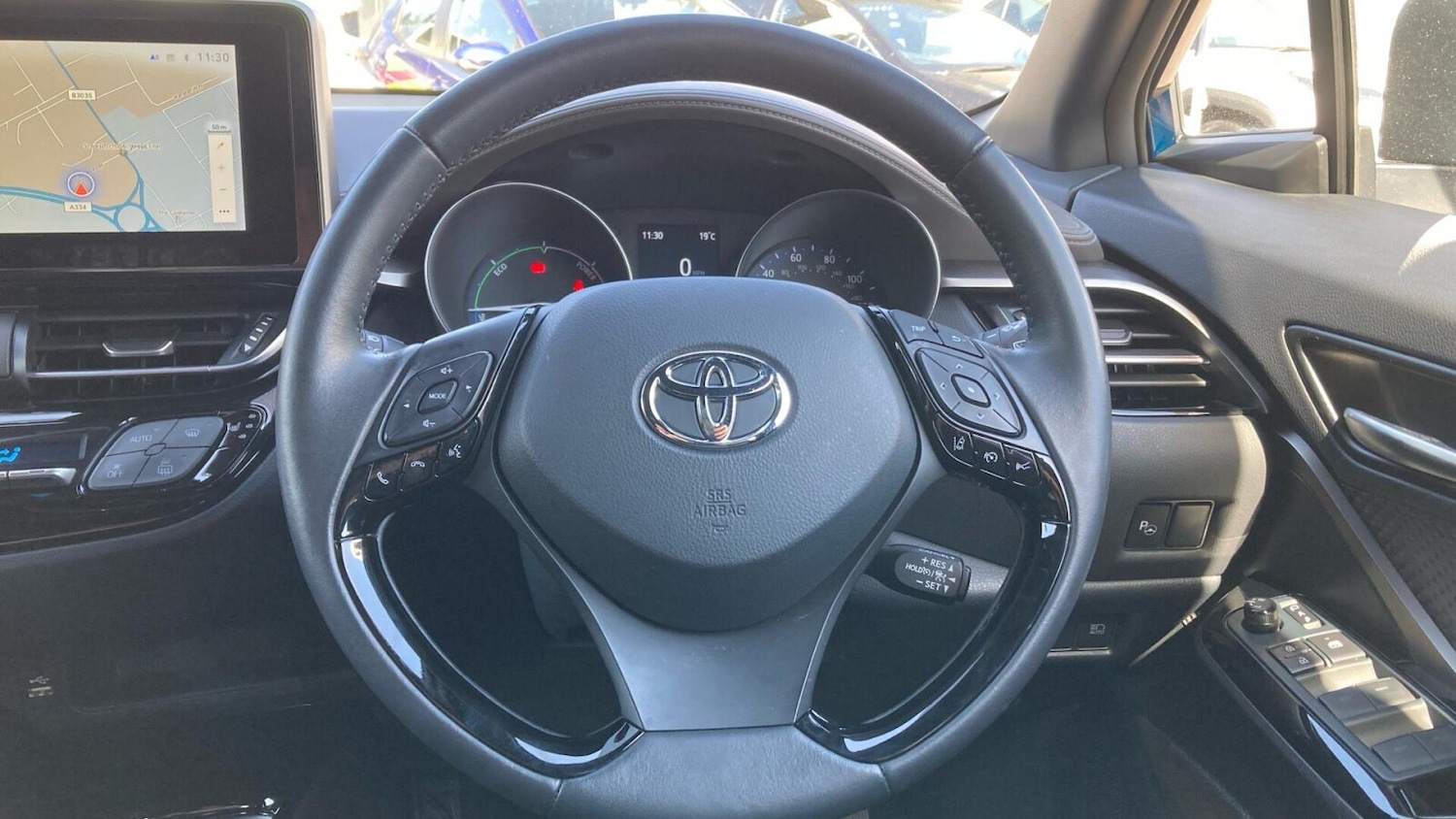 Used Toyota C-HR 2023 for sale - 78183411: Photo 11