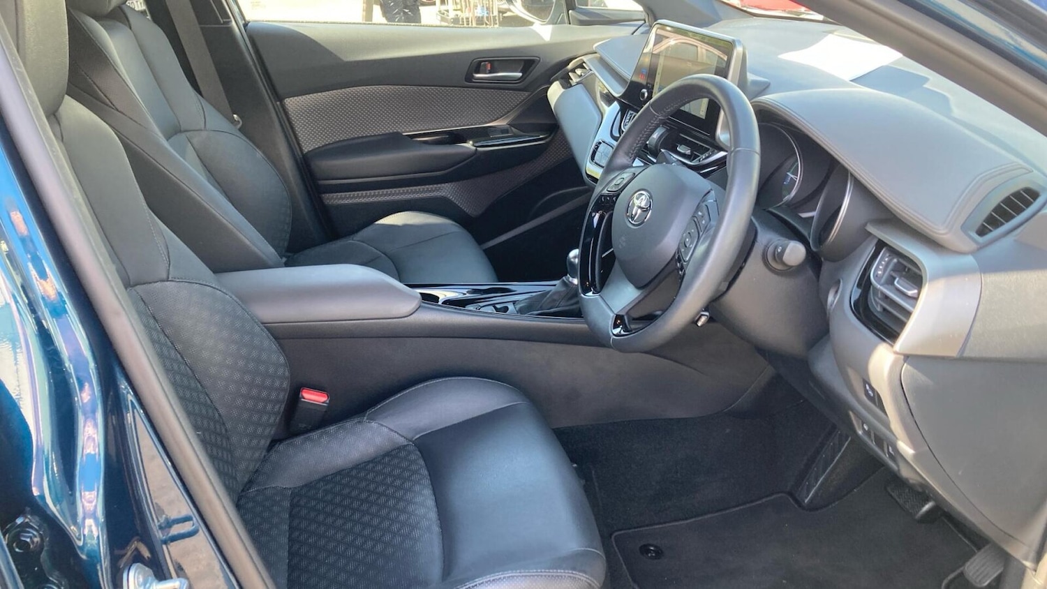 Used Toyota C-HR 2023 for sale - 78183411: Photo 13