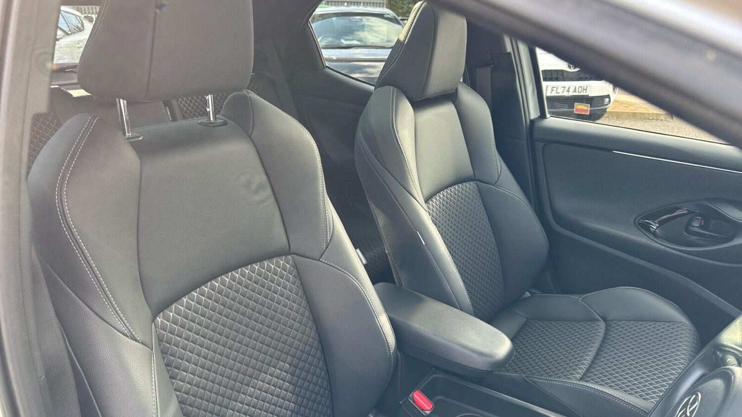 Used Toyota Yaris 2024 for sale - 78151922: Photo 18