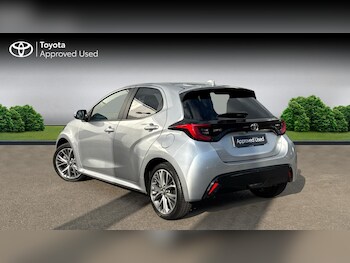 Used Toyota Yaris 2024 for sale - 78151922: Photo