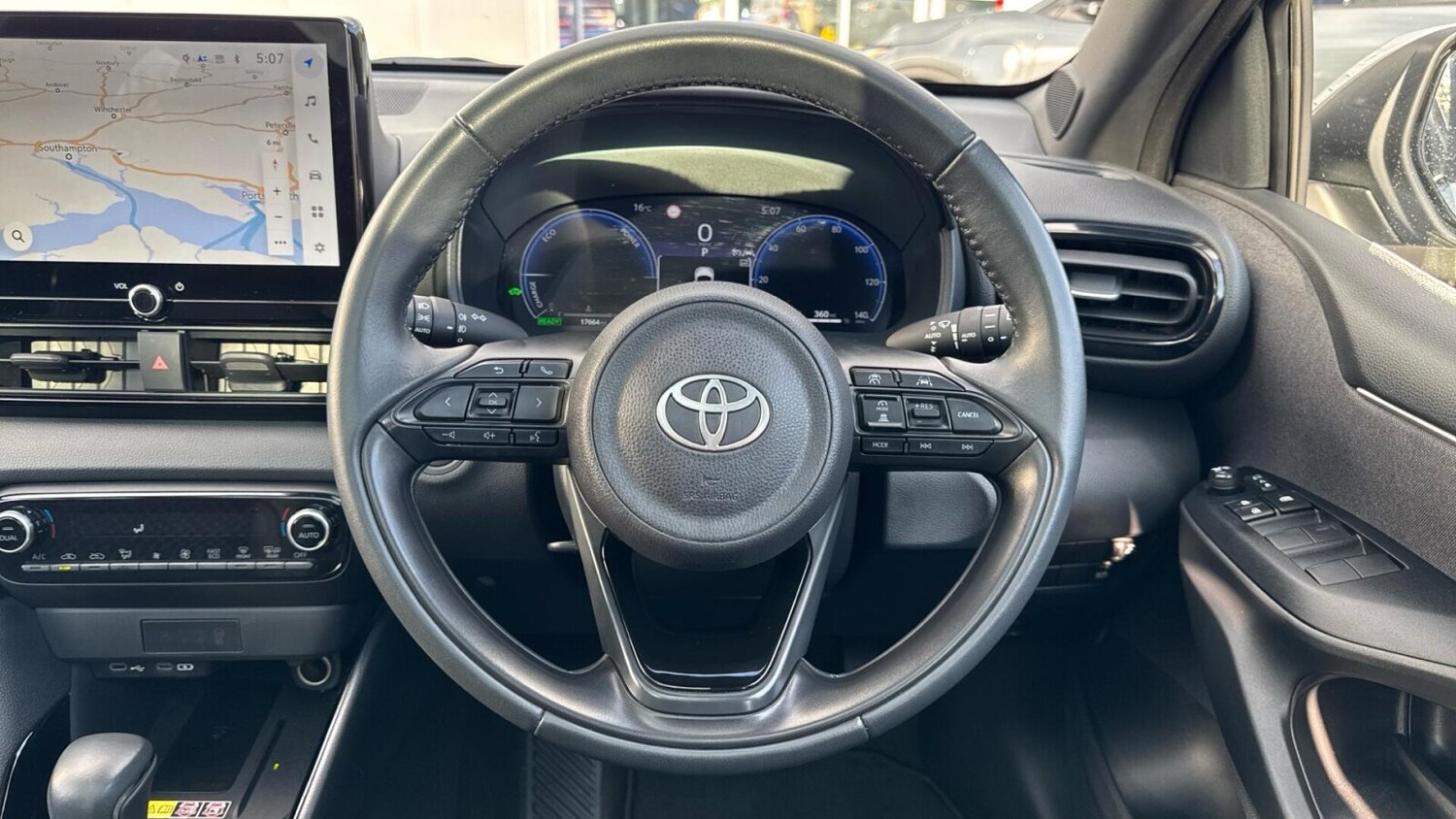 Used Toyota Yaris 2024 for sale - 78151922: Photo 8