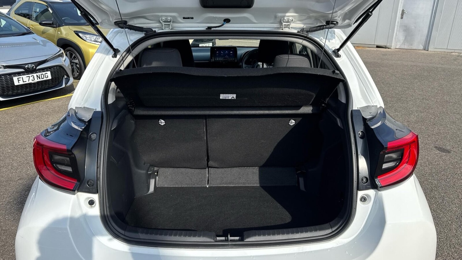 Used Toyota Yaris 2024 for sale - 78146057: Photo 15